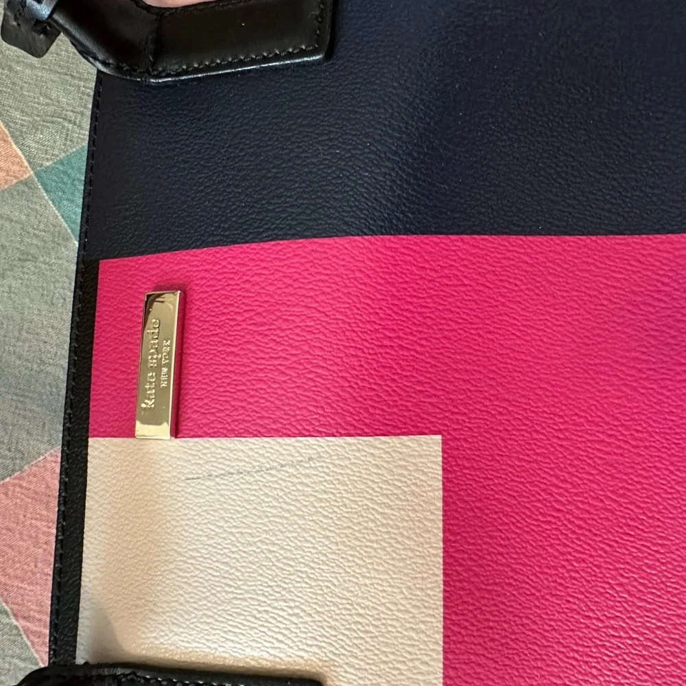 Kate Spade Pink and Black Geometric Tote - Picture 10 of 10